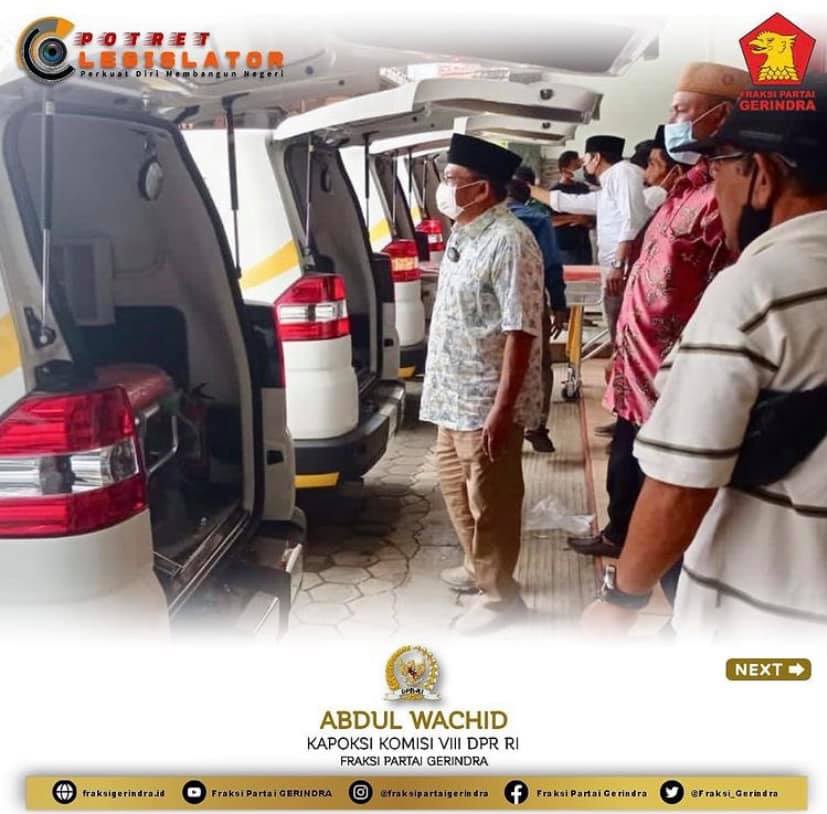 Bantuan Mobil Ambulans untuk Warga Lereng Muria