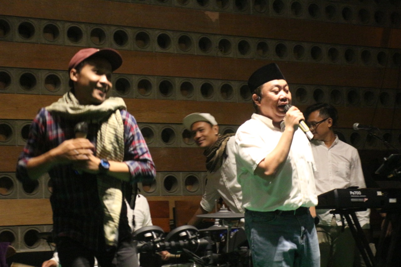 Politisi Gerindra Garap Single Baru Bersama Hendra Kumbara dan Rencana Desa Wisata Seni