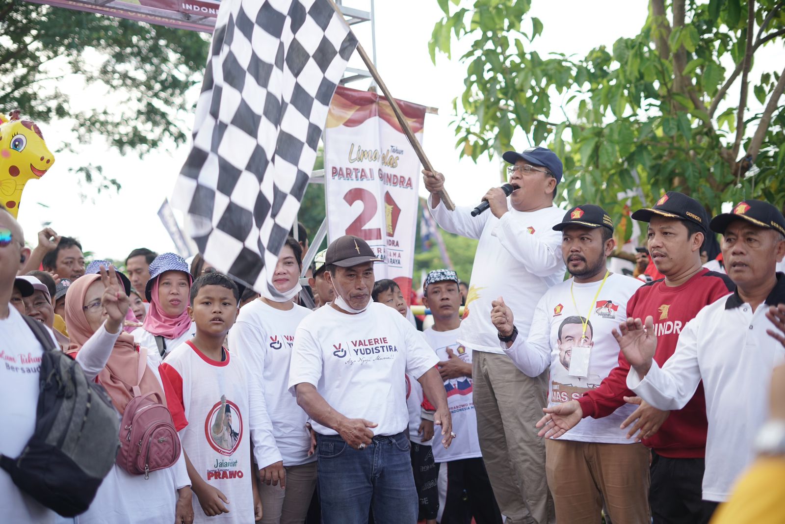 HADIRI JALAN SEHAT DI KUDUS, KETUA GERINDRA JATENG: ANTUSIAS MASYARAKAT LUAR BIASA!
