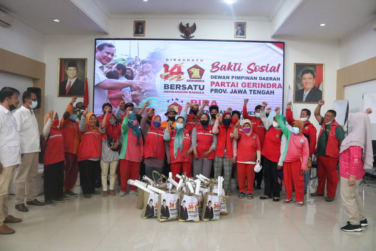 Peringati HUT ke-14 Partai Gerindra, DPD Gerindra Jawa Tengah Kembali Salurkan Paket Sembako 
