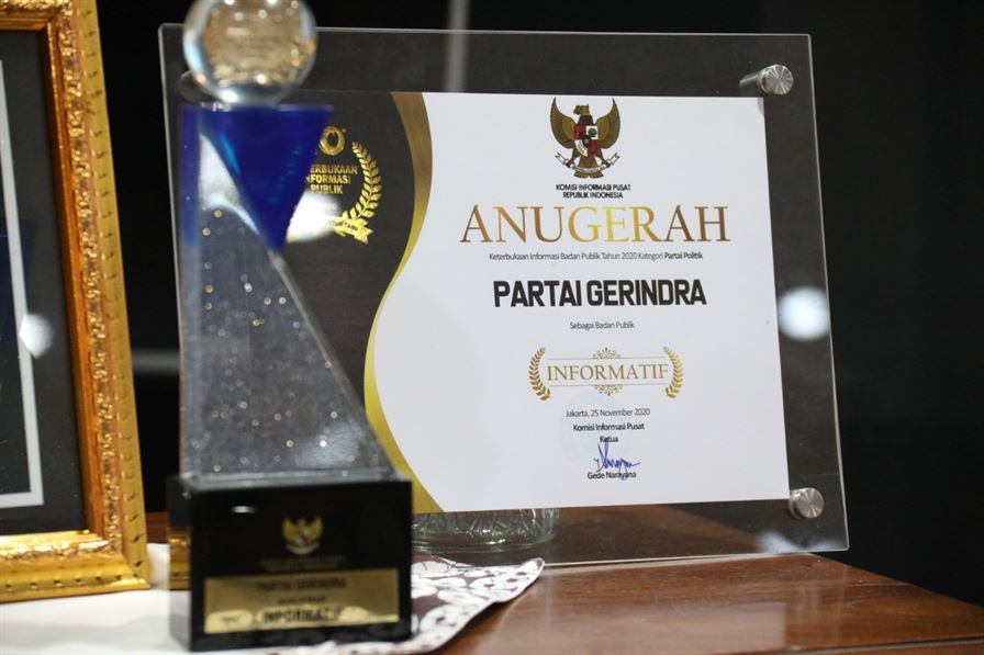 Gerindra Raih Penghargaan Partai Paling Informatif Versi KIP